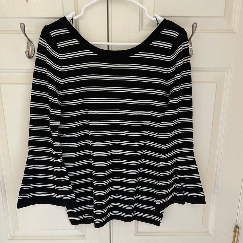 NWOT WHITE HOUSE BLACK MARKET bell-sleeve sweater with a deep v neck on …